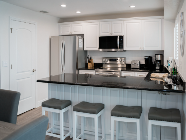 Siesta Key Vacation Condo Sleeps Six Guests.